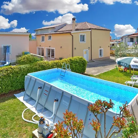 펜션 Mit Privatpool Fuer 4 Personen Ca 30 Qm In Pula, Istrien Istrische Riviera *