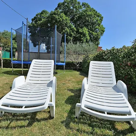Mit Privatpool Fuer 4 Personen Ca 30 Qm In Pula, Istrien Istrische Riviera 풀라